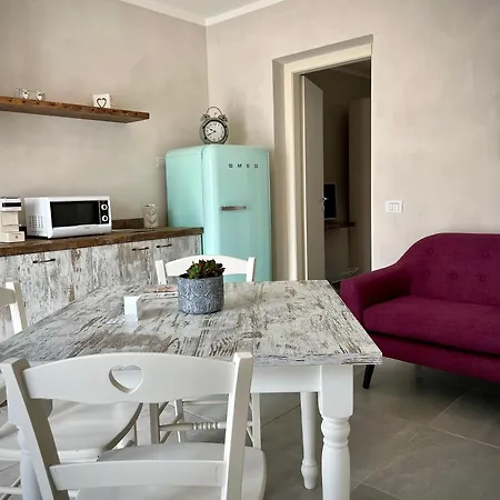Fontanelle Gardapartments * Польпенацце-дель-Гарда
