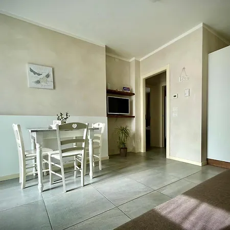 Fontanelle Gardapartments Апартаменты Польпенацце-дель-Гарда