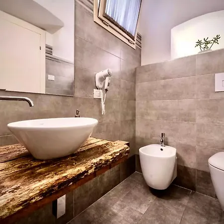 Fontanelle Gardapartments * 波尔佩纳泽德尔加尔达