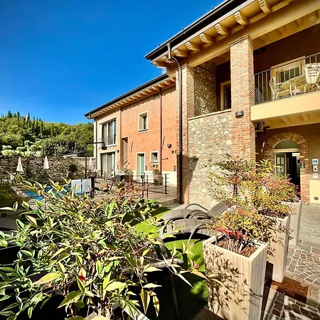 Fontanelle Gardapartments Апартаменты *